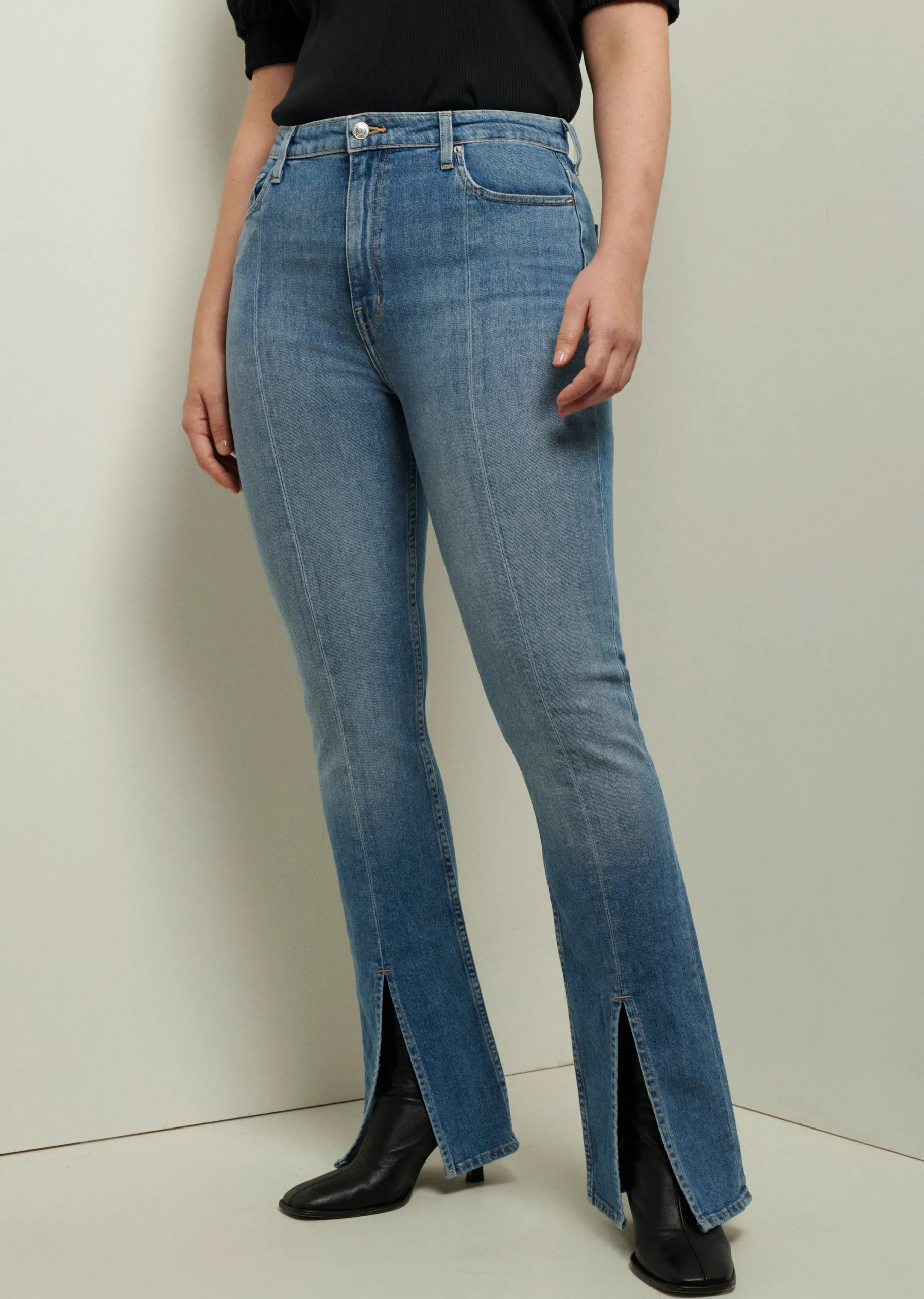 Derek Lam -Lucia Front Slit Jeans Medium Wash